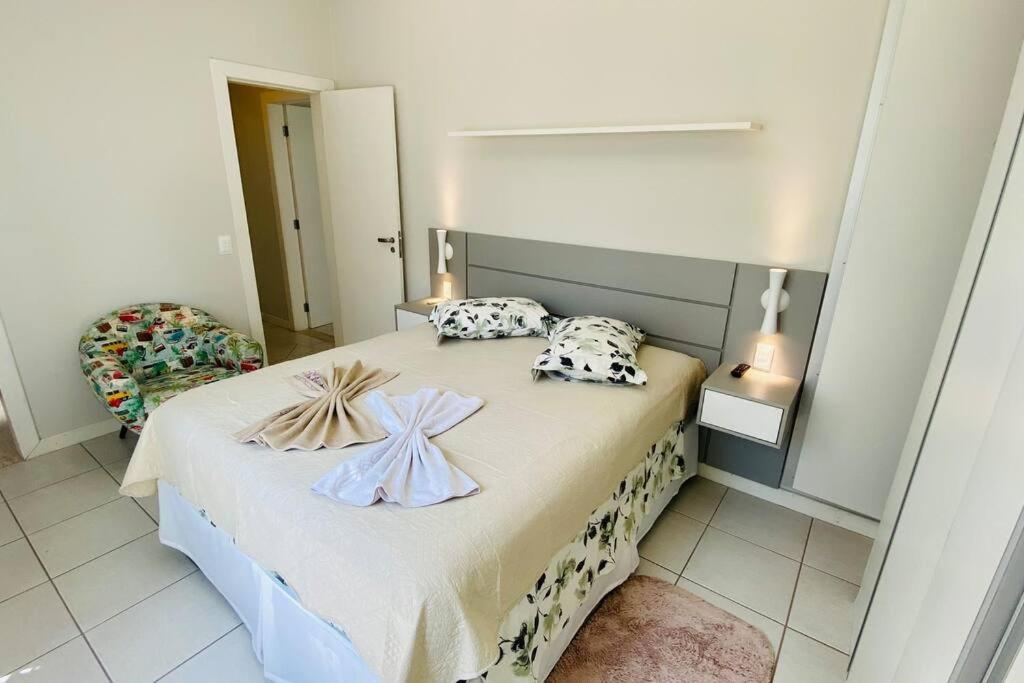 02 Suites E 02 Vagas De Garagem. Balneario Camboriu