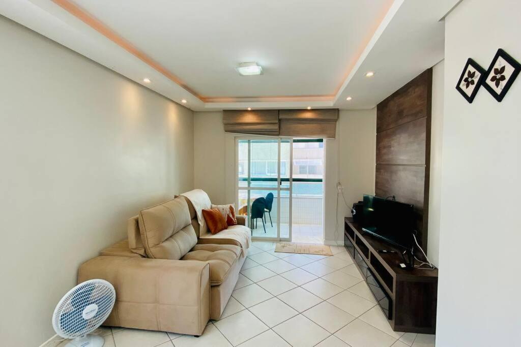 02 Suites E 02 Vagas De Garagem. Balneario Camboriu