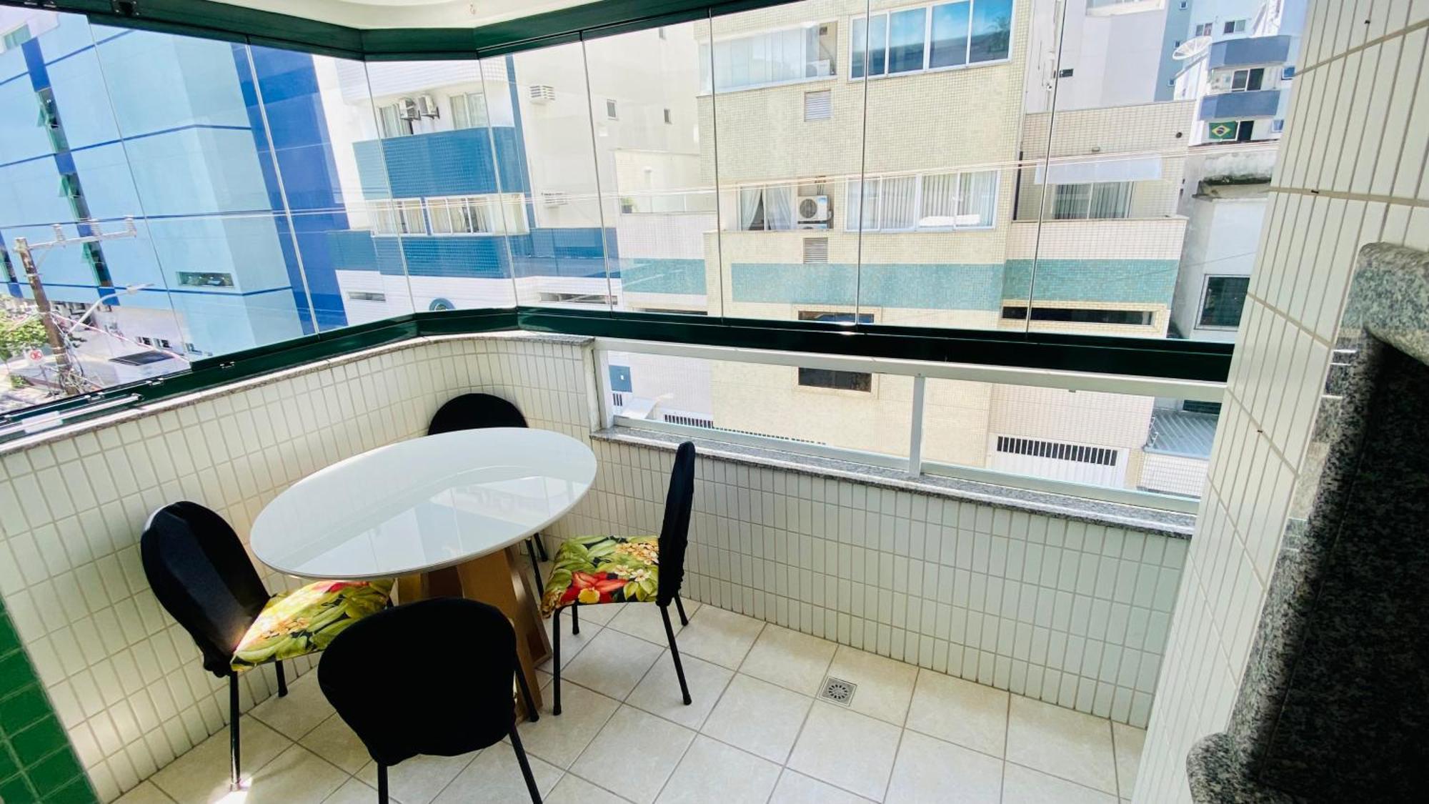 02 Suites E 02 Vagas De Garagem. Apartamento Balneario Camboriu